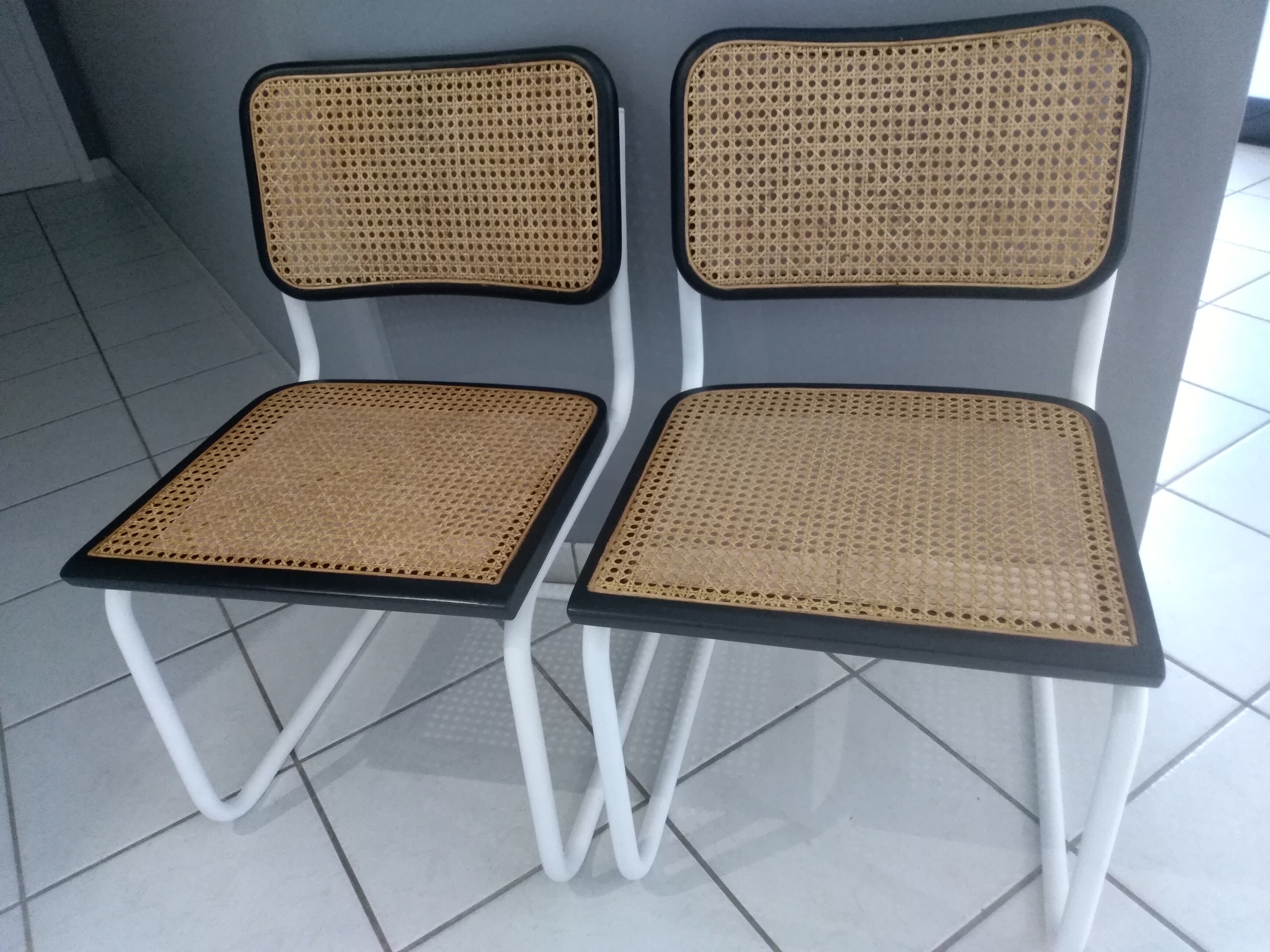 Paire de chaises Cesca B32 par Marcel Breuer 1986