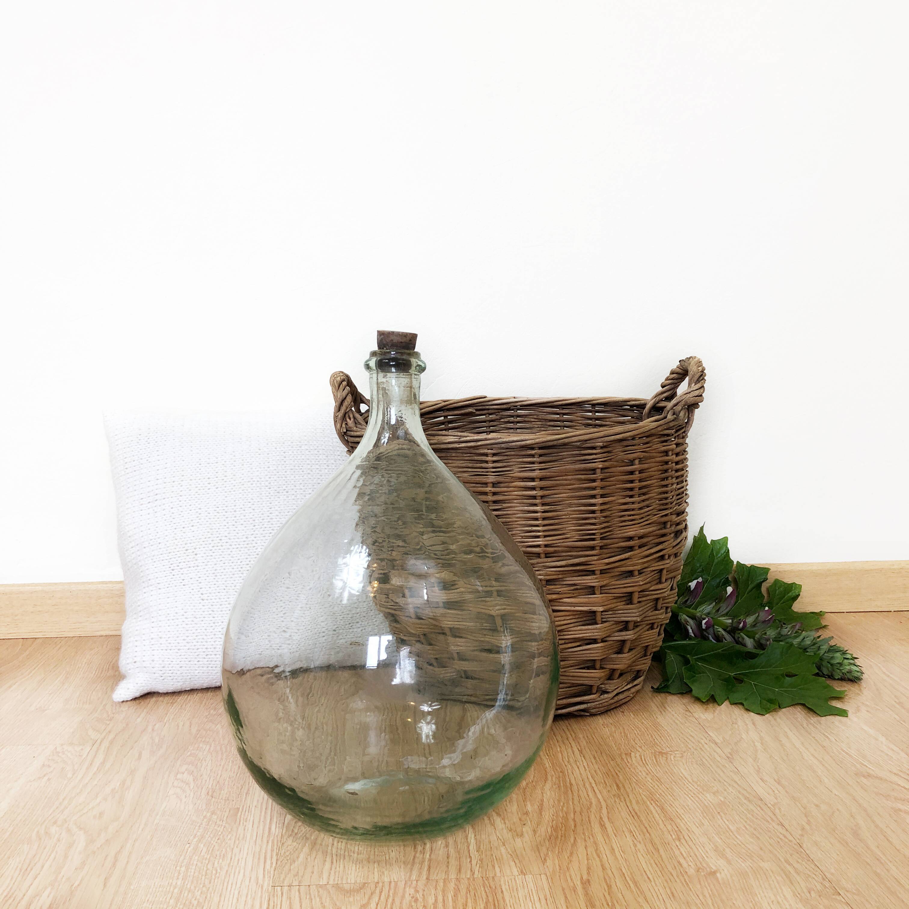 Dame jeanne avec son panier 10 litres