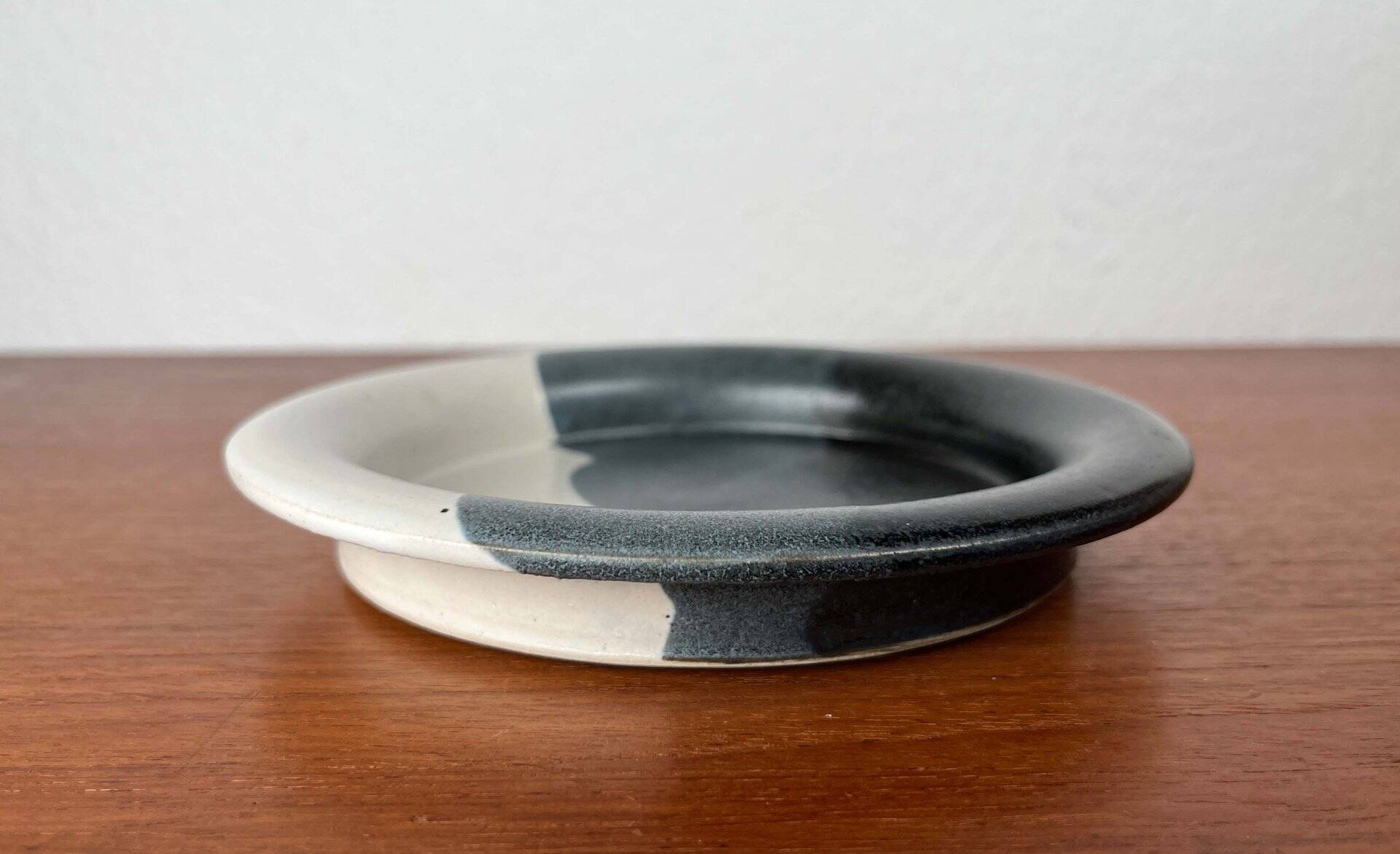 Vintage Danish pottery bowl by Aage Würtz, 1970s.