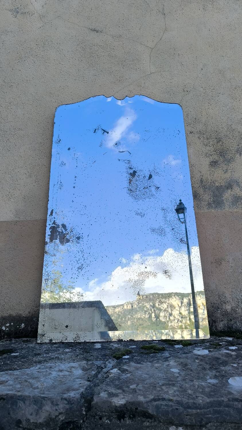 Beveled mirror 124 x 70