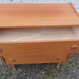 Vintage chest of drawers