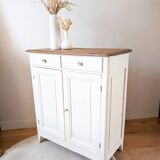 Retro chic Parisian buffet