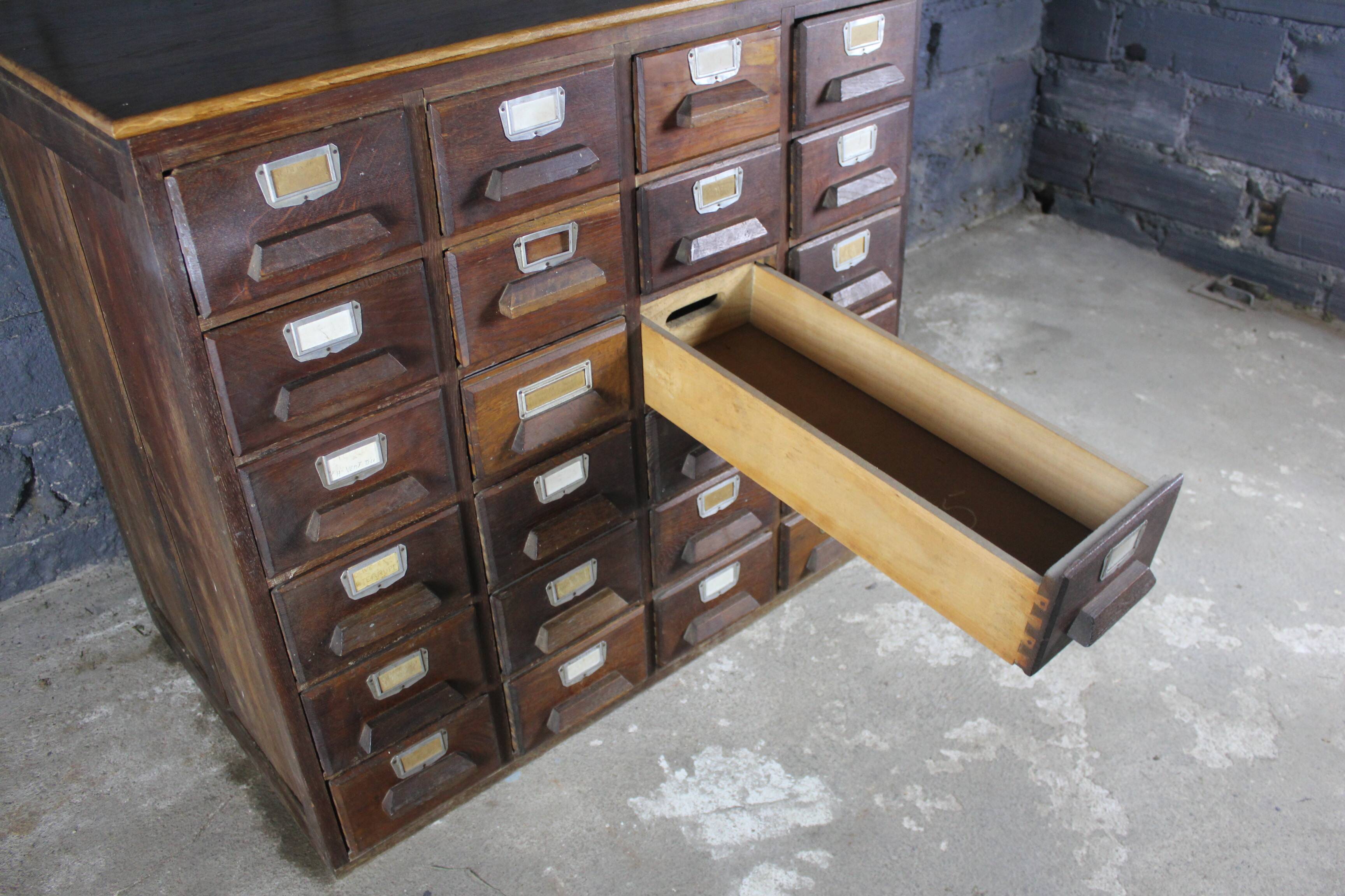 24-drawer trade furniture with label holder