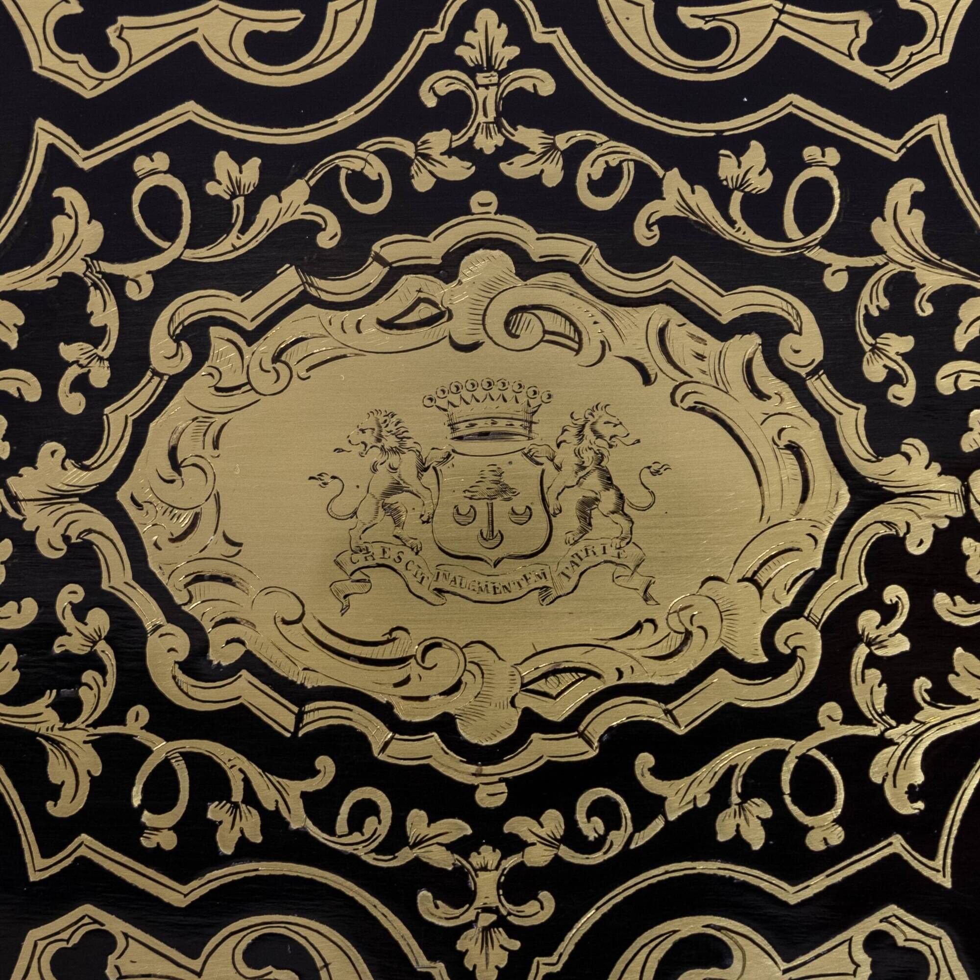 Napoleon III powder flask in blackened pear wood by Tahan - 1860-1880