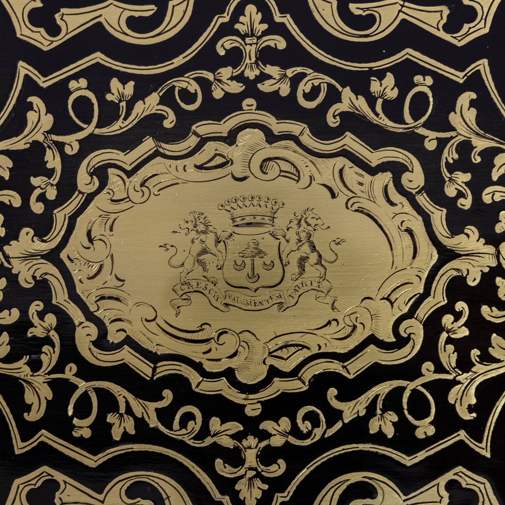 Napoleon III powder flask in blackened pear wood by Tahan - 1860-1880