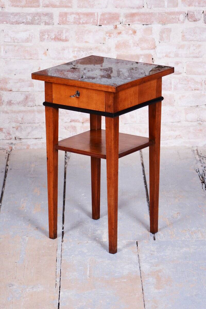Small Biedermeier Side Table in Cherry, 1840s