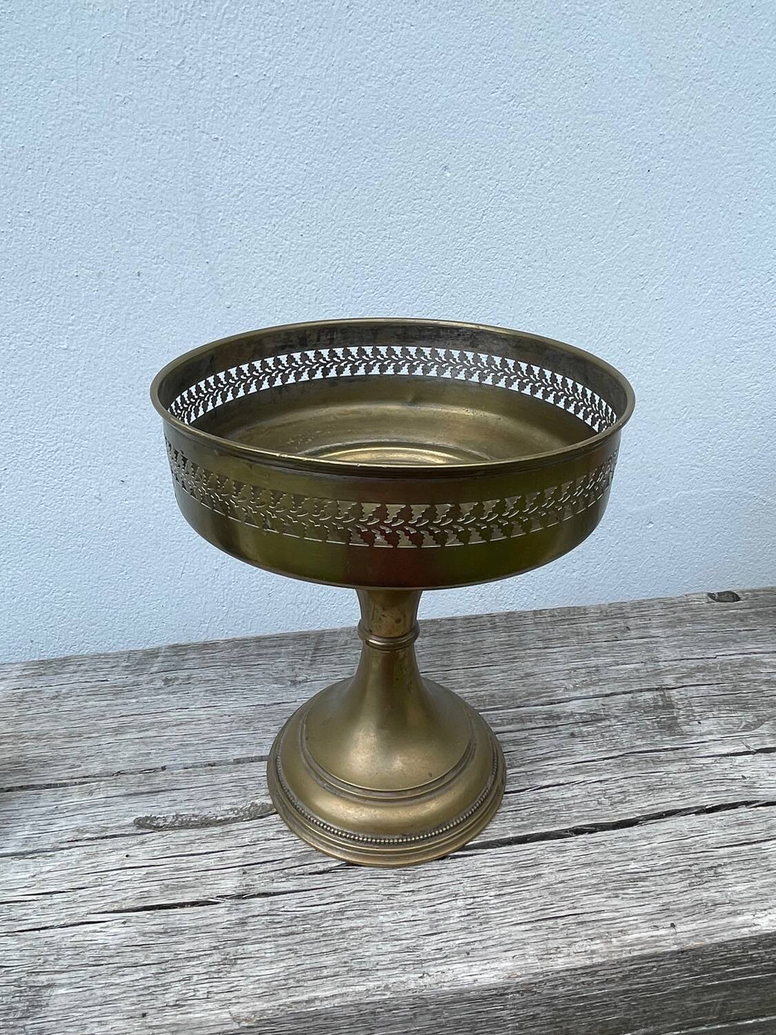 Vintage gilded footed bowl