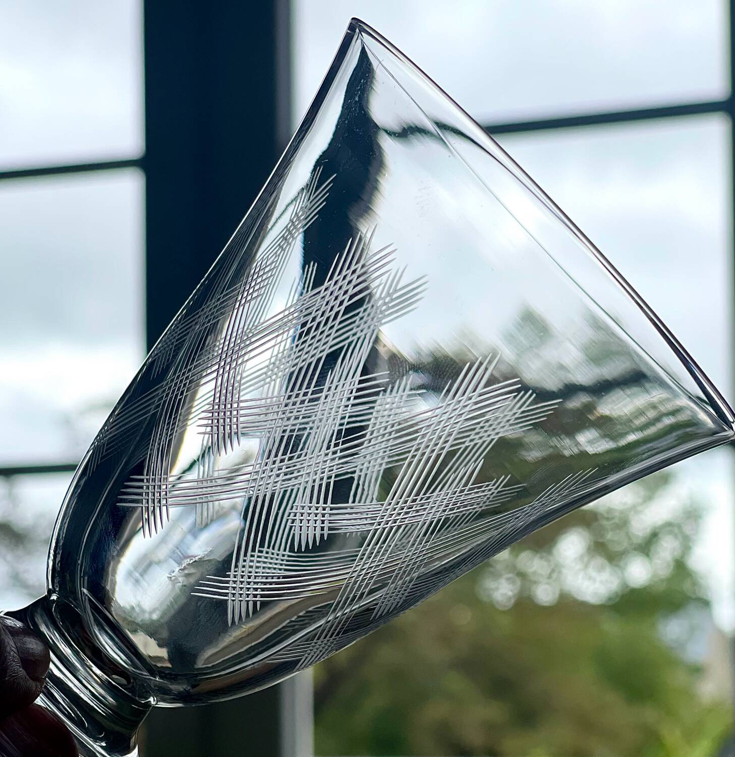 6 engraved wine glasses.