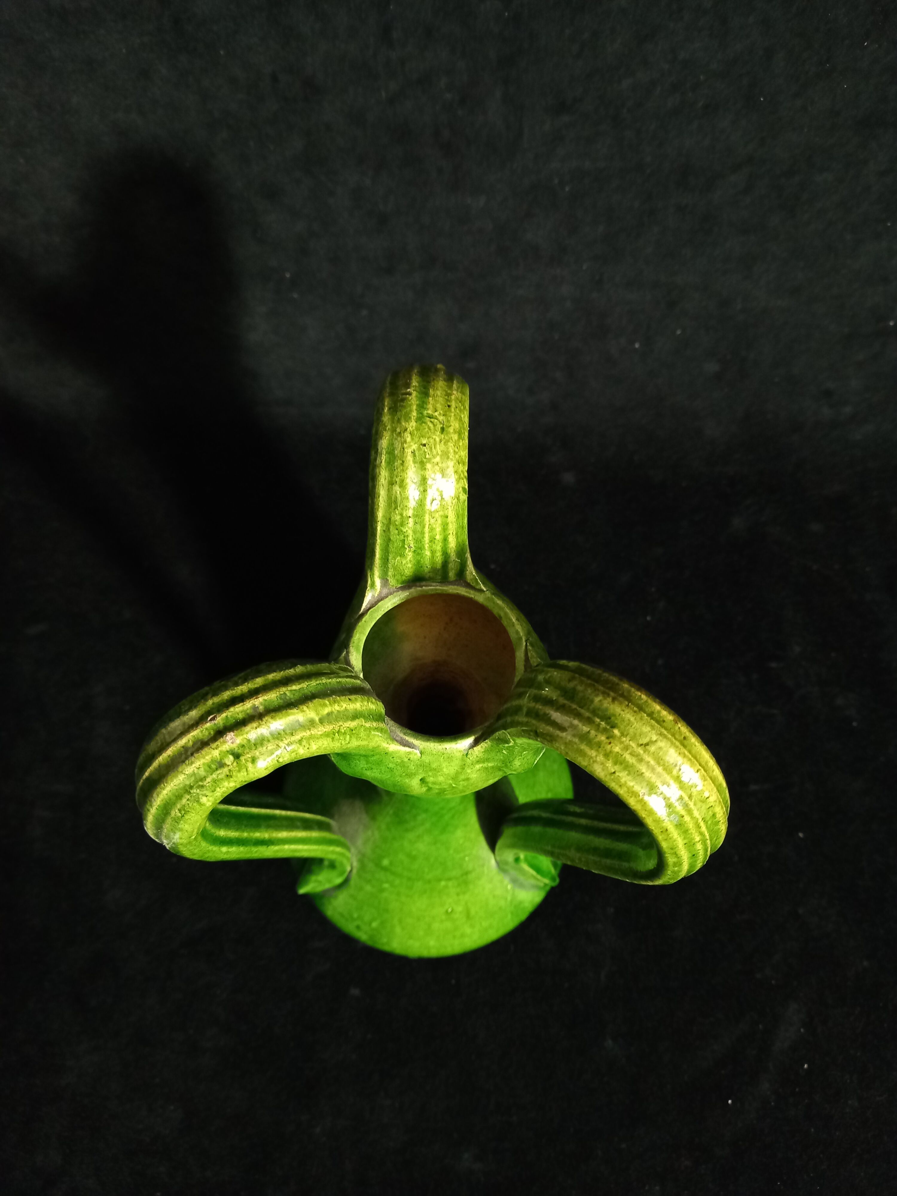 Vase art nouveau en grès avec trois anses voûtées