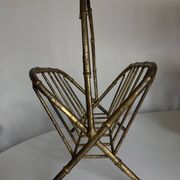 1960 magazine rack faux bamboo in beaten gold iron Italian craftsmanship
