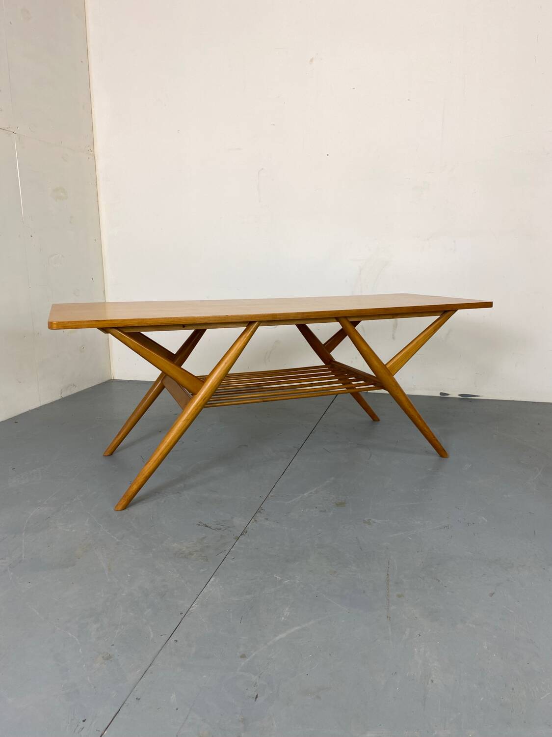 Table basse design scandinave vintage, 1950