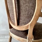 Louis XVI armchair with medallion back