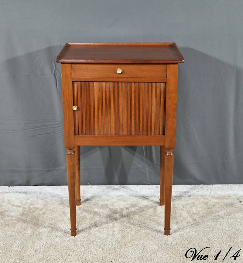 Small Mahogany Living Room Table, Louis XVI Period – Late 18th Century