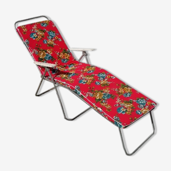 Vintage garden deck chair