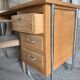 Bureau Spirol années 50 – placage chêne – piètement chromé 