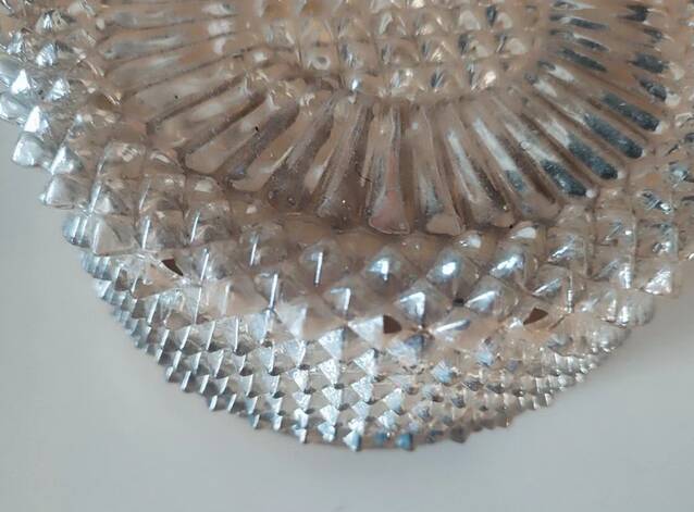 Round ceiling light in the shape of a sun, 1950s glass, vintage.