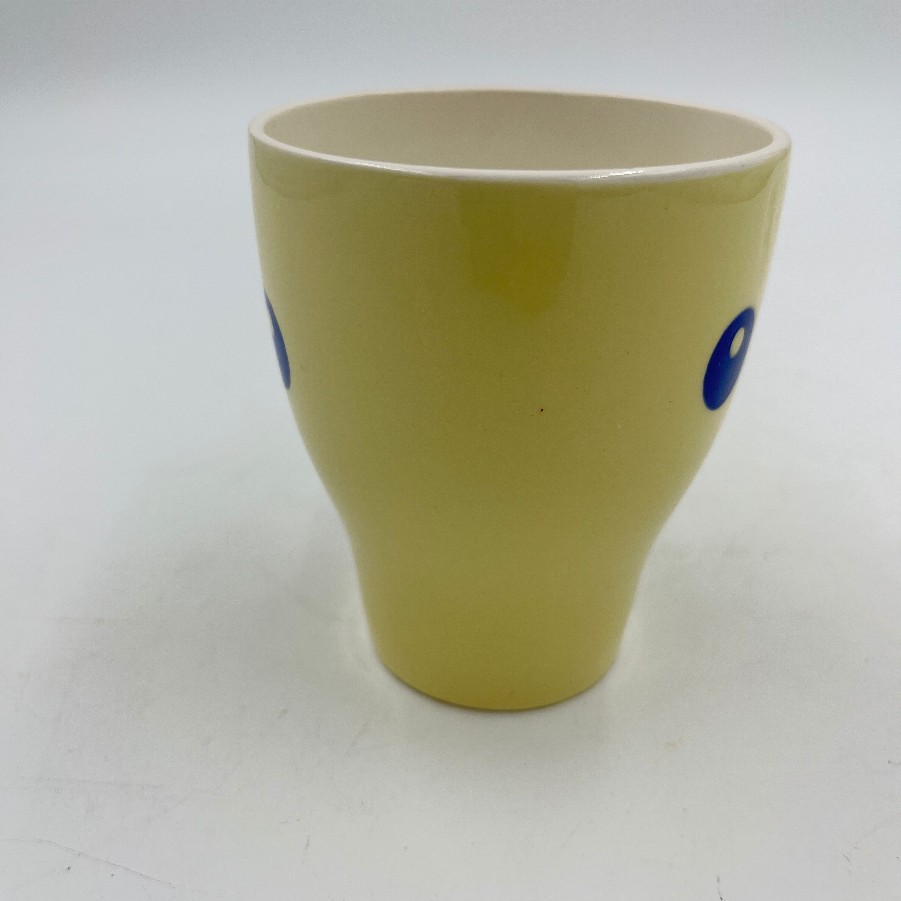 Pale yellow oxo mug