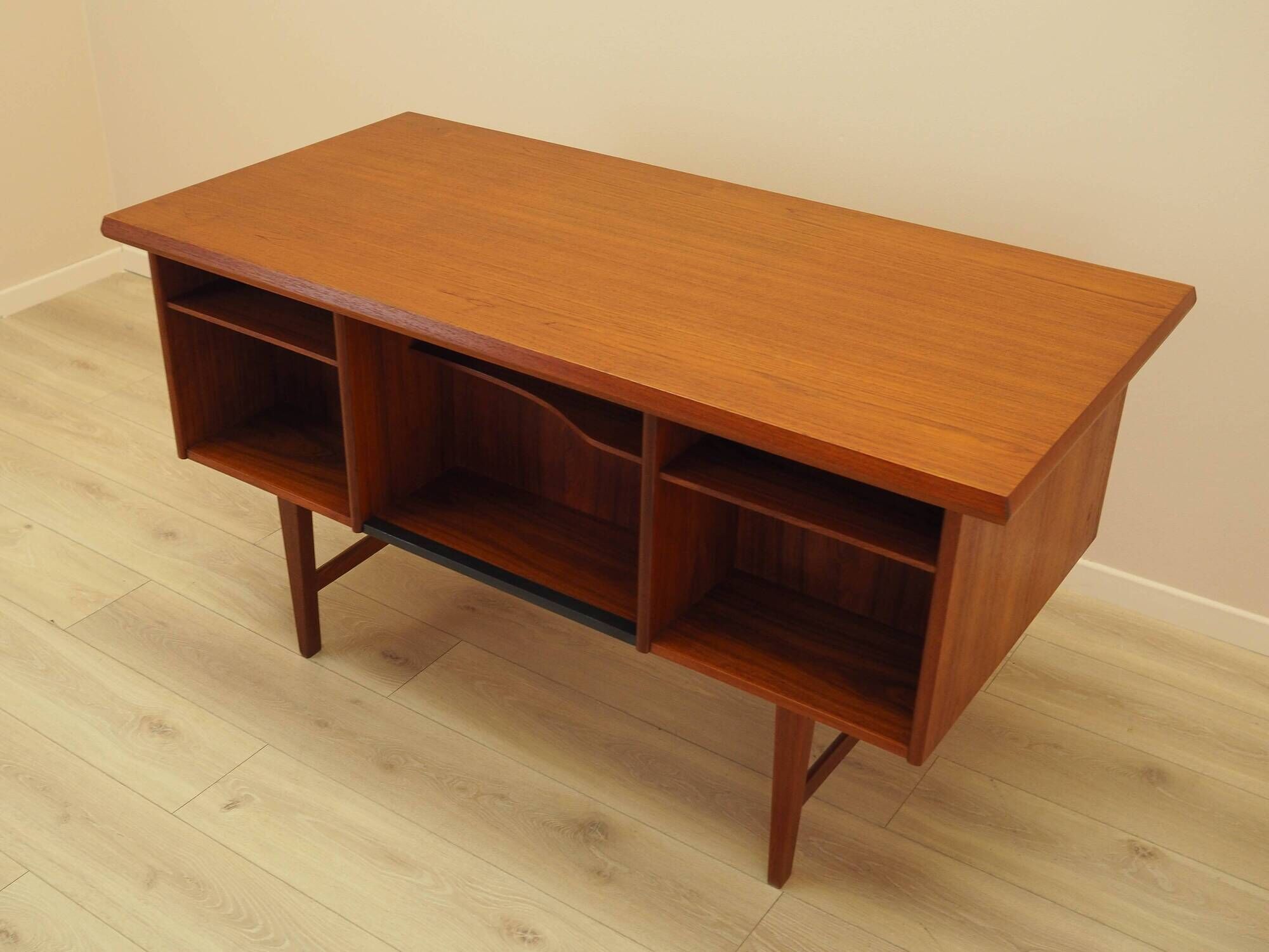 Teak desk, Danish design, 1970s, made in Denmark