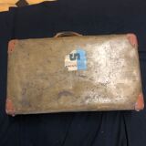 Suitcase the world bordeaux