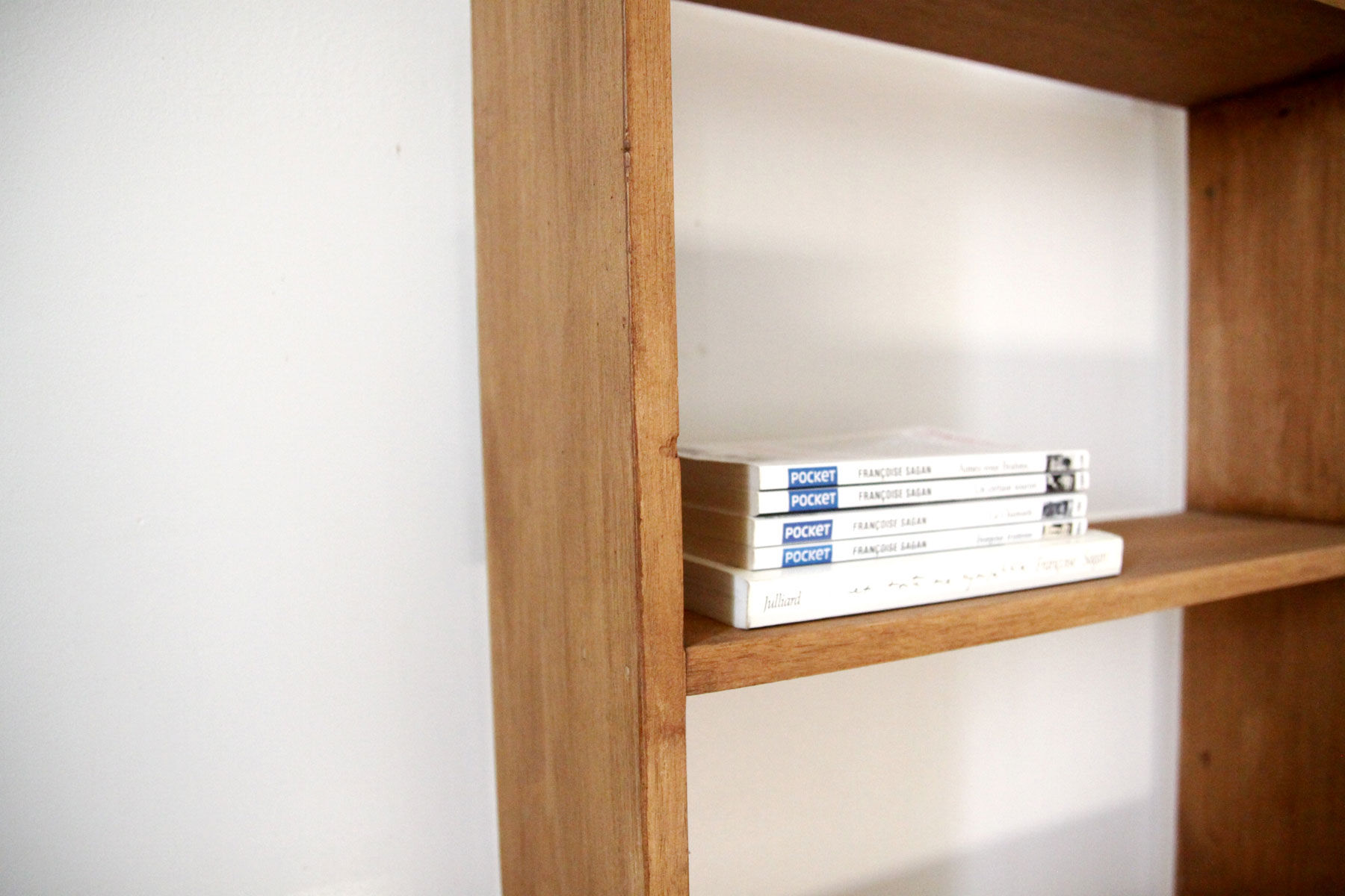 Solid wood bookcase shelf