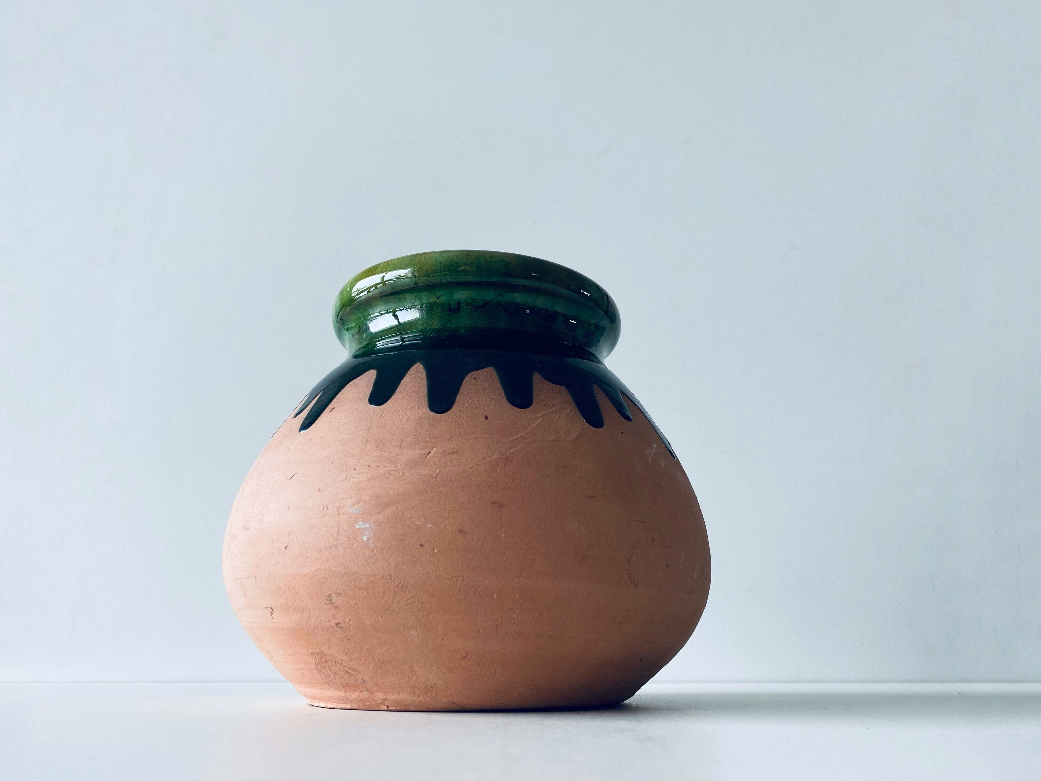 Terracotta pot