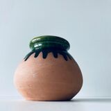Terracotta pot