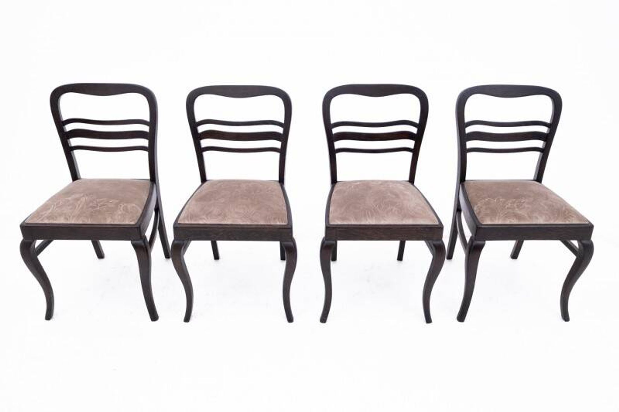 A set of chairs, Poland, the 1930s. After renovation.
