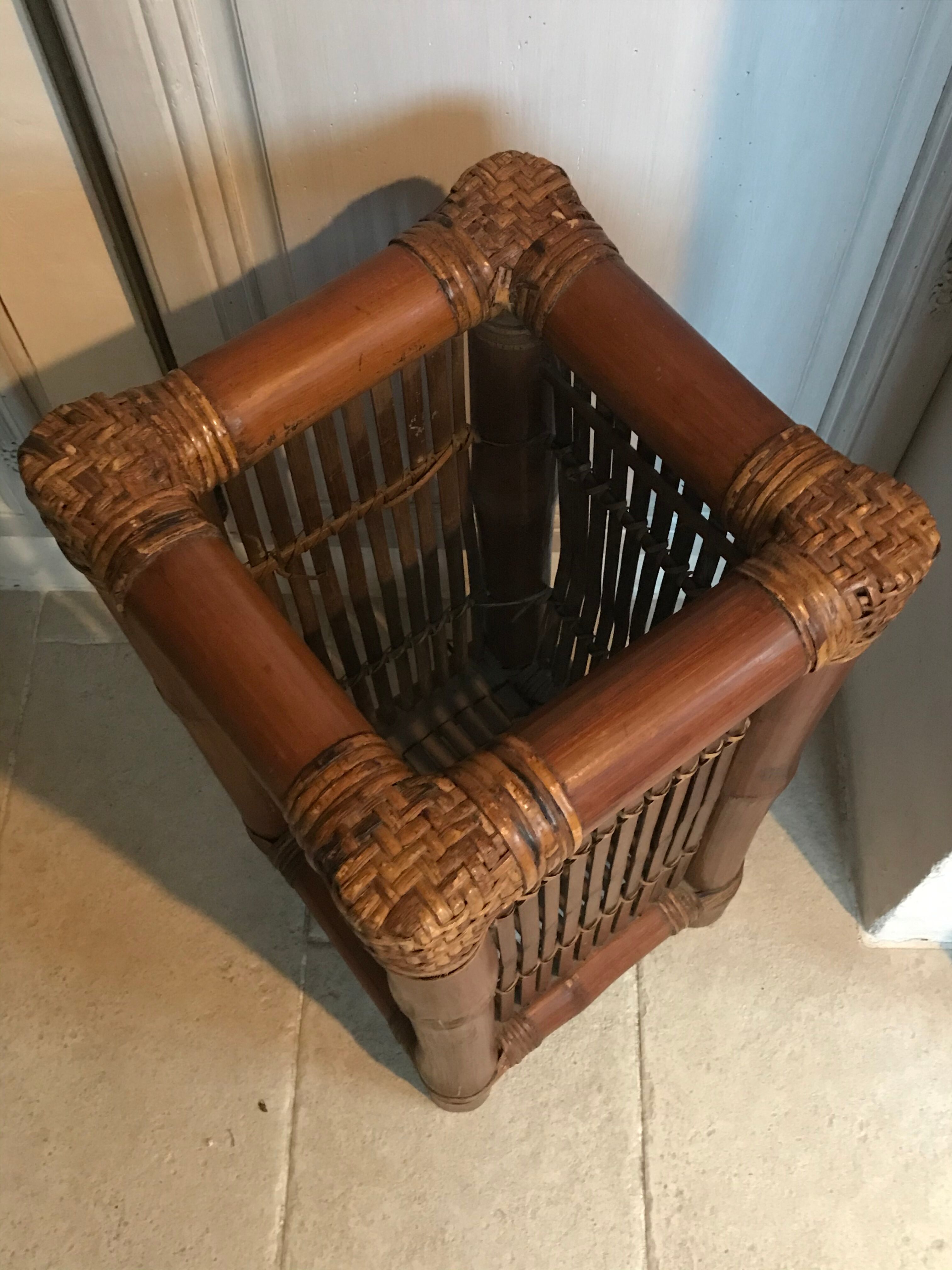Porte-parapluies vintage en rotin et bambou