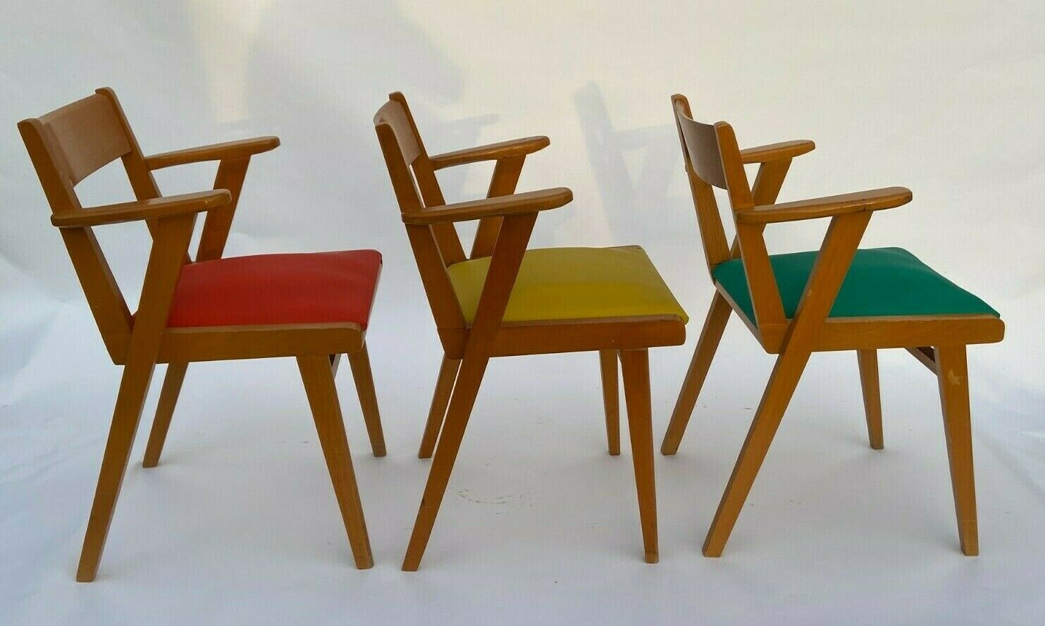 3 french design chairs chene light red yellow green 1960