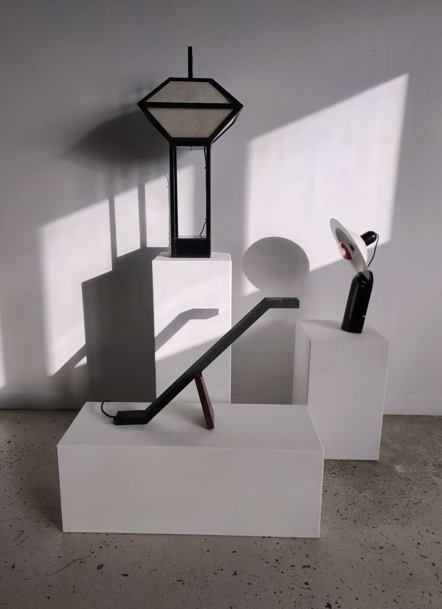 Japanese lamp in black lacquered wood and rice paper H:75cm