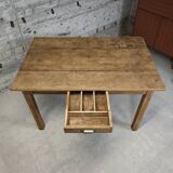 Farmhouse table for 6 people
