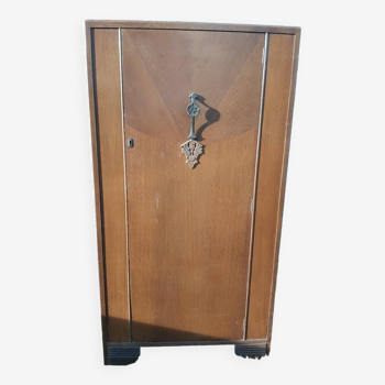 Armoire anglaise