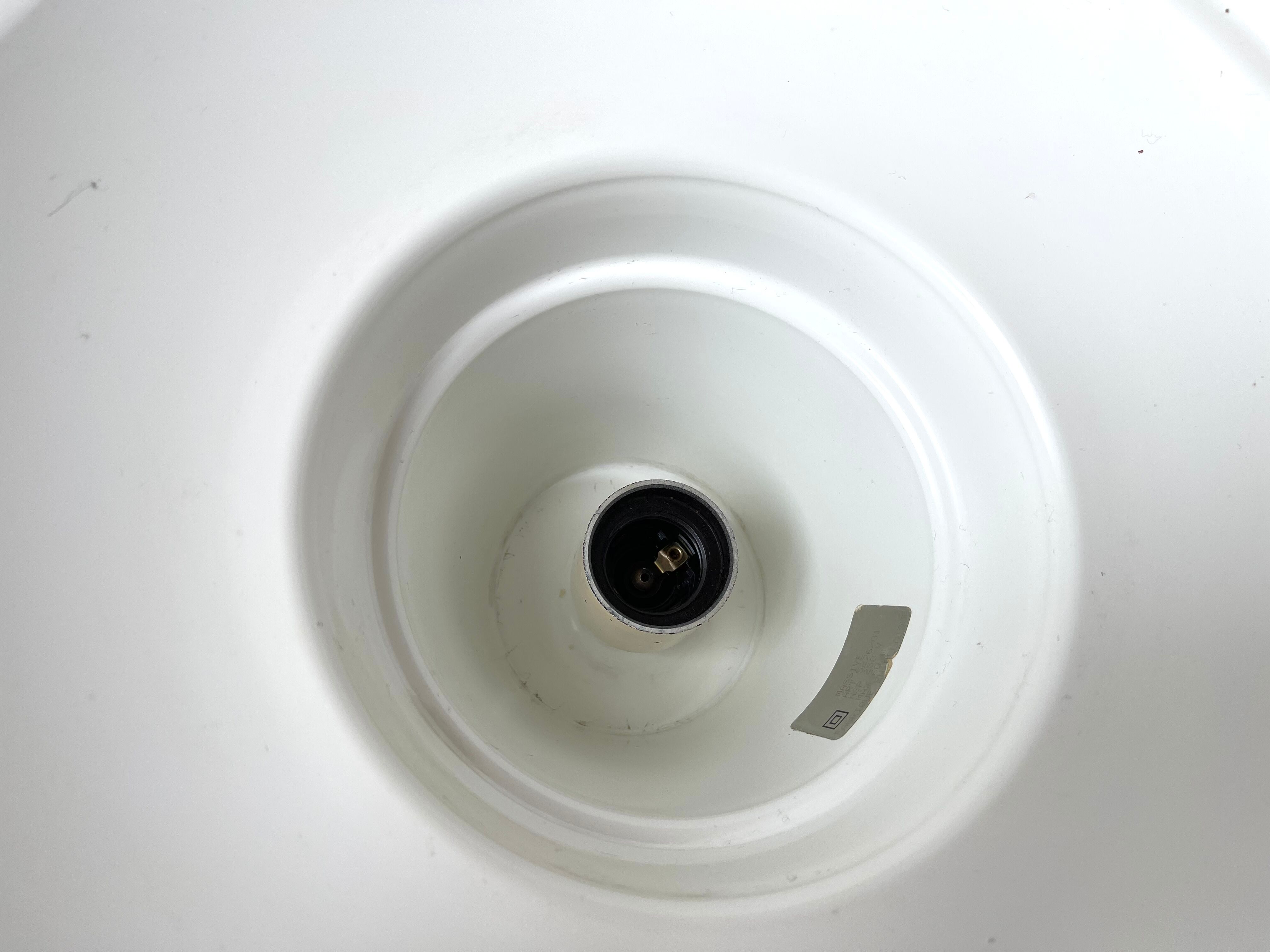 Metal suspension 1980