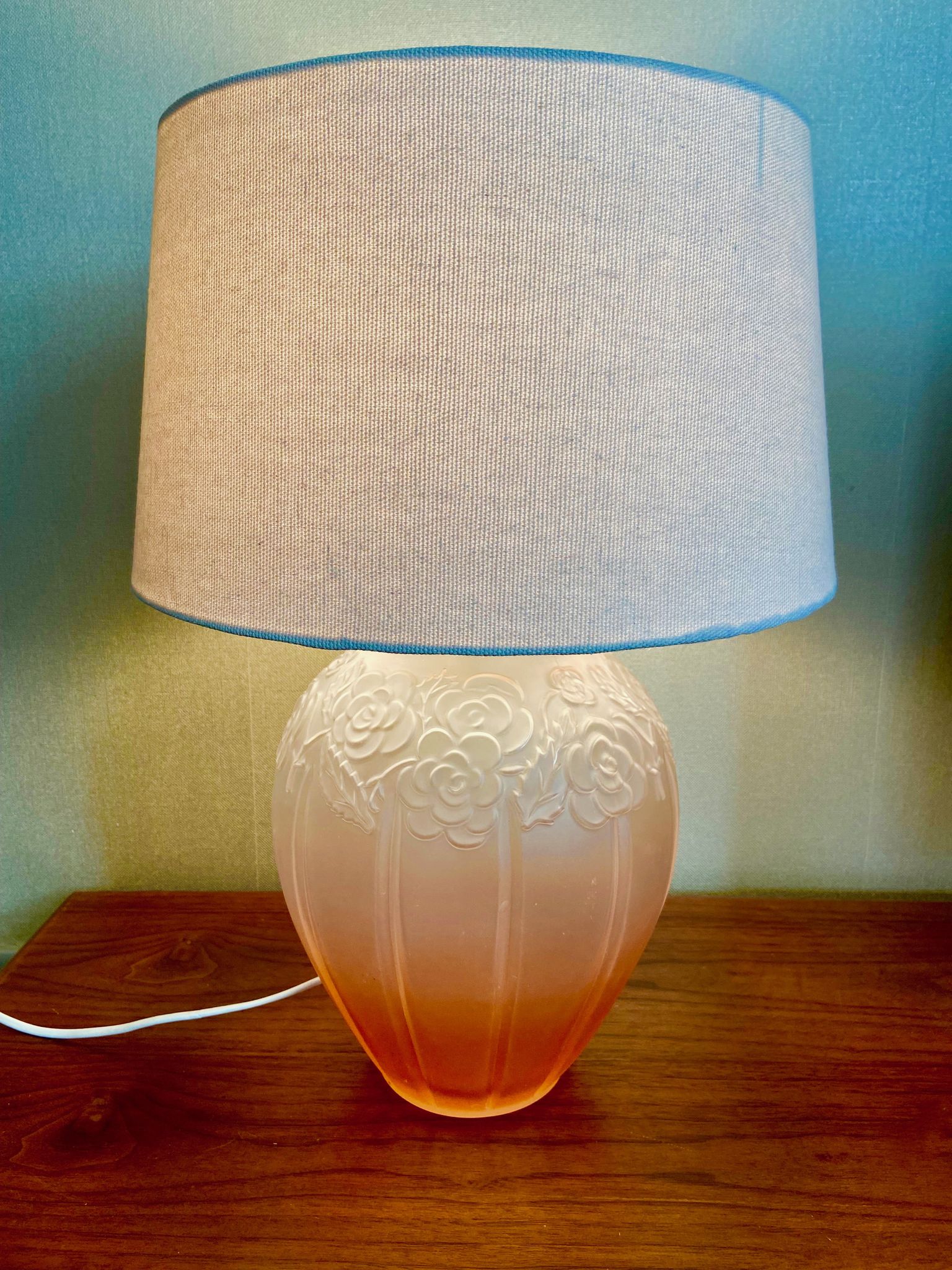 Pink molded glass lamp foot-Art Deco style-Pink décor