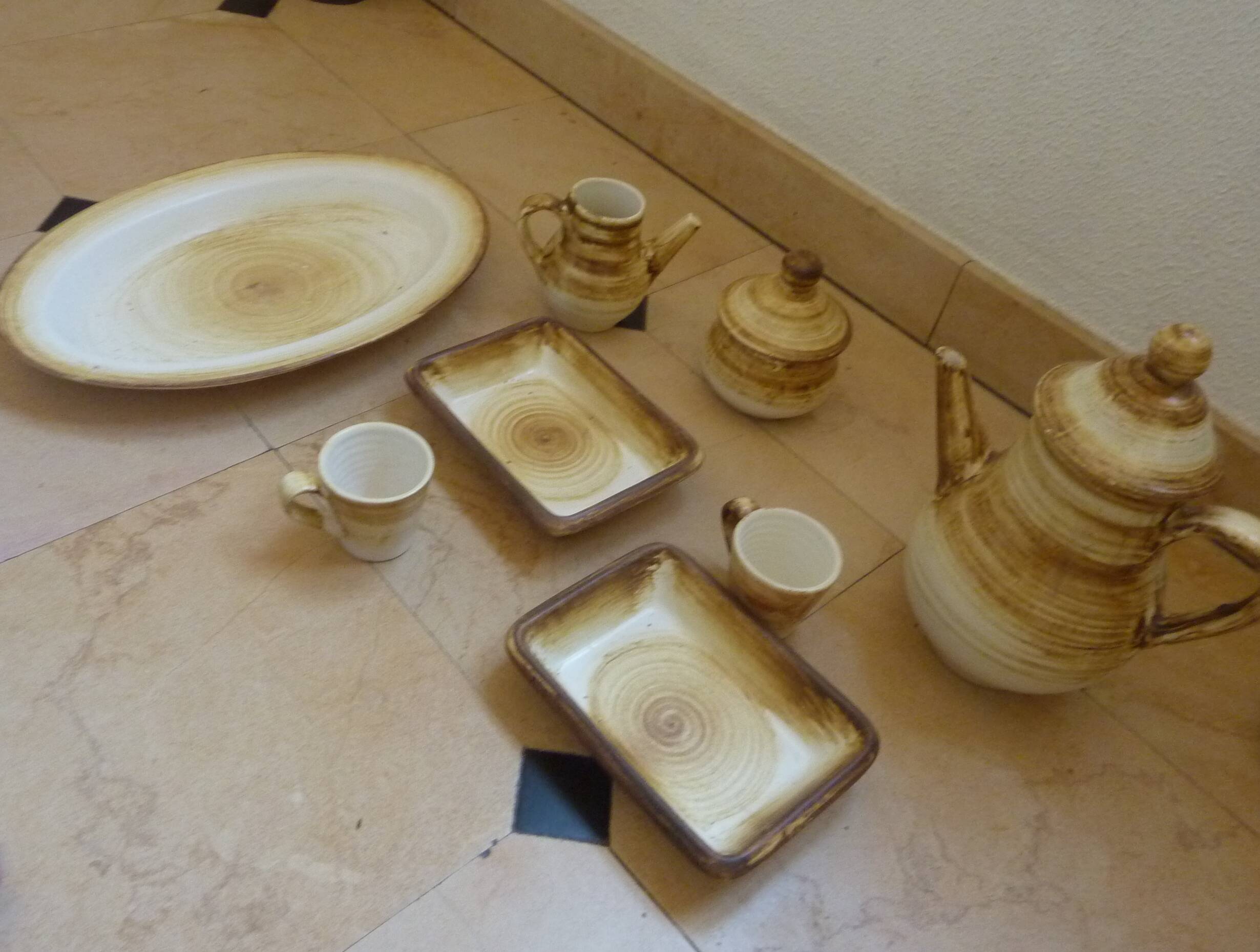 Ceramic service set Longchamp 70's