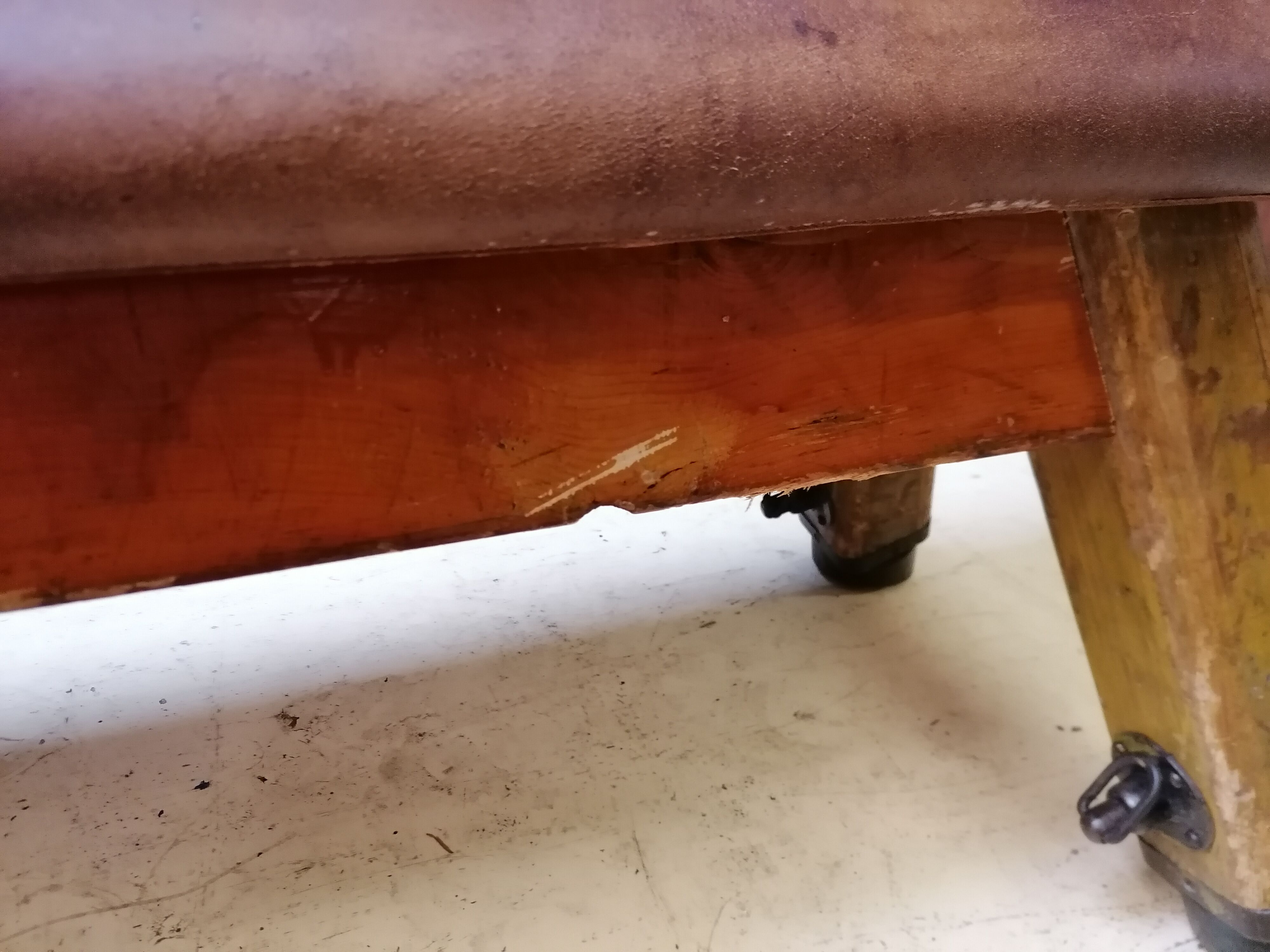 banc vintage en cuir, Tchécoslovaquie années 60, banc de gym, cheval d'arçon