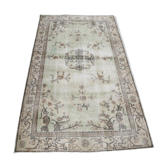 Small Size Classic Turkish Rug 200x116Cm