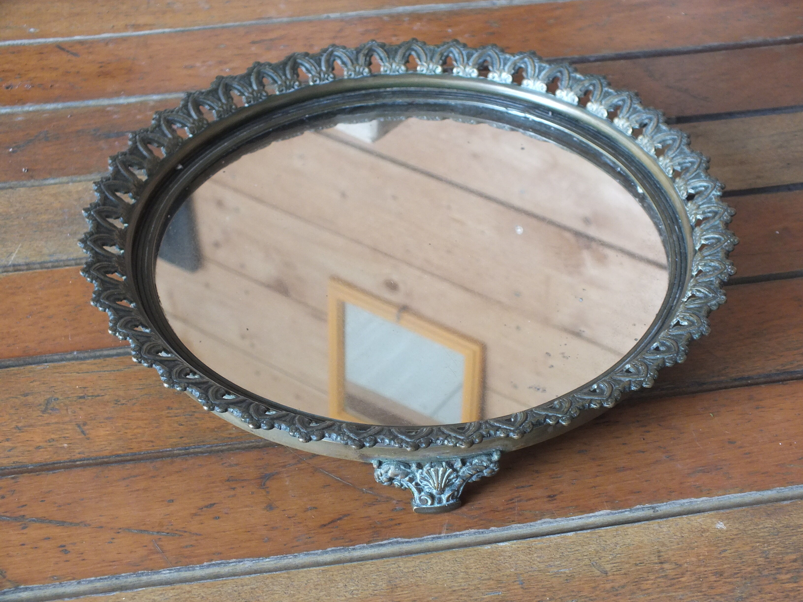 Antique mirror glass centerpiece in bronze and mirror glass