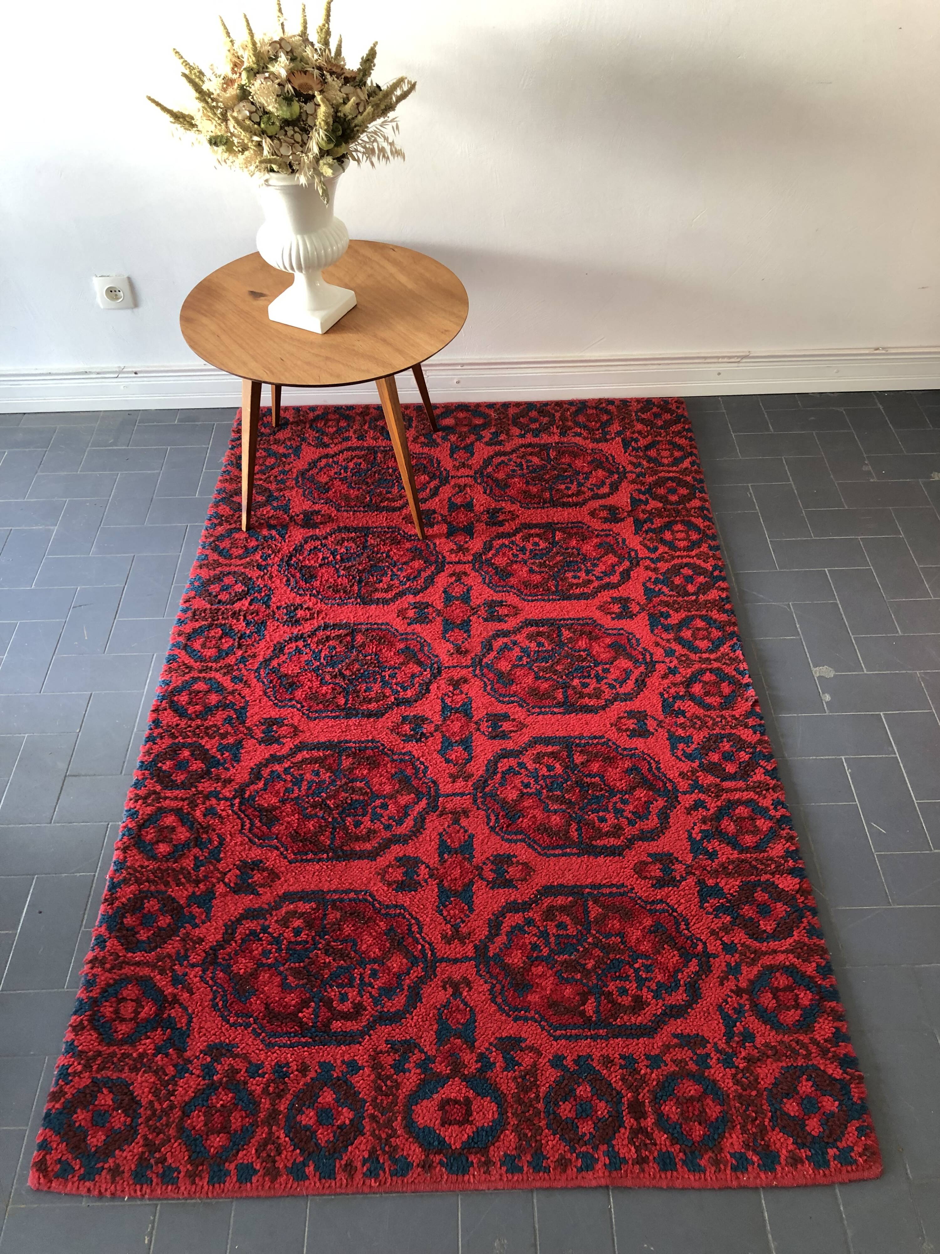 Vintage carpet 70s - 188 x 117