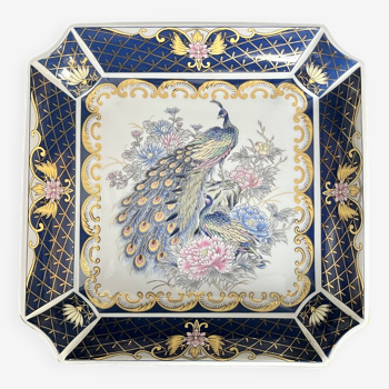 Porcelain pocket tray with 20th century peacock decor