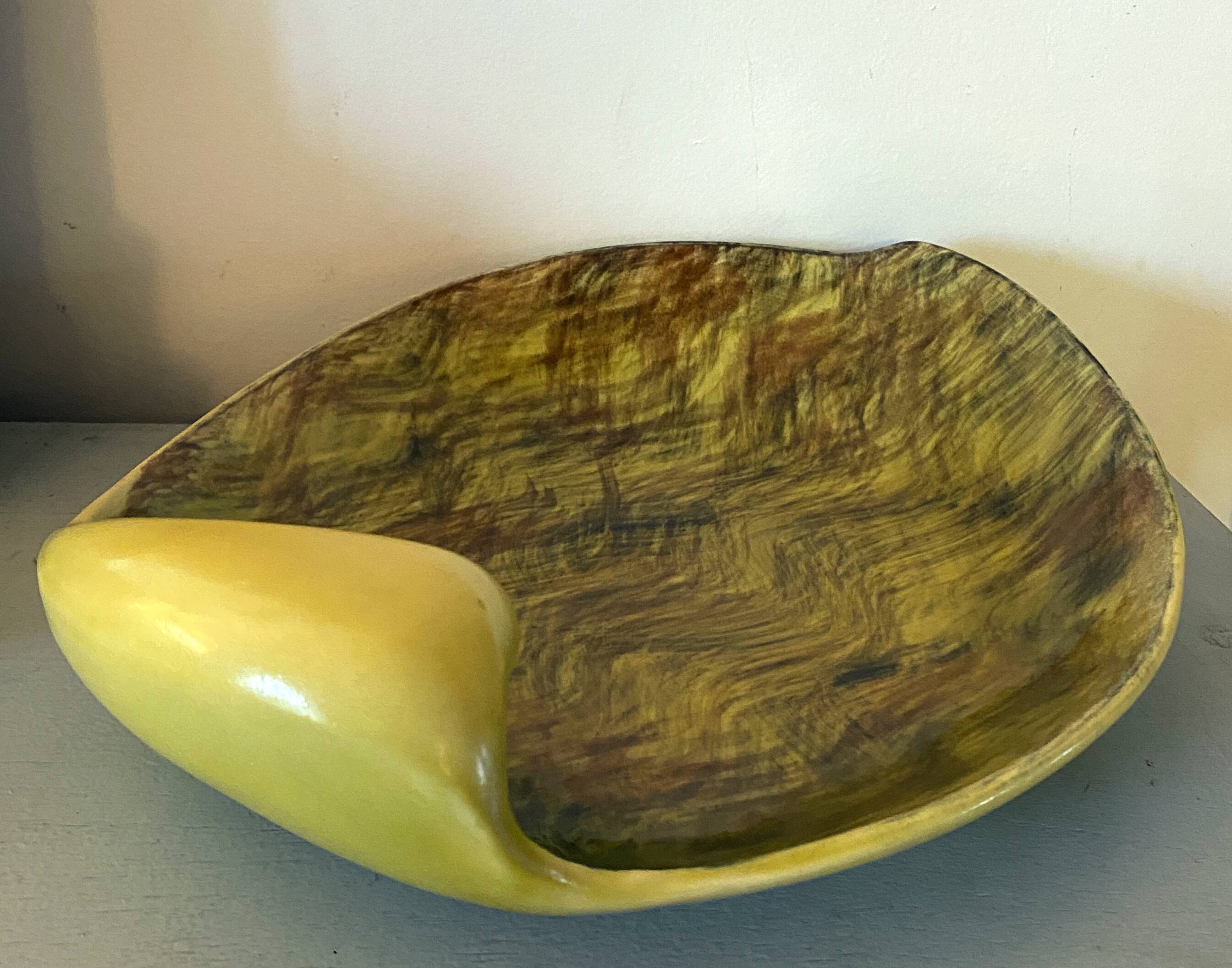 Large dish cut Saint Clement France 50' vintage