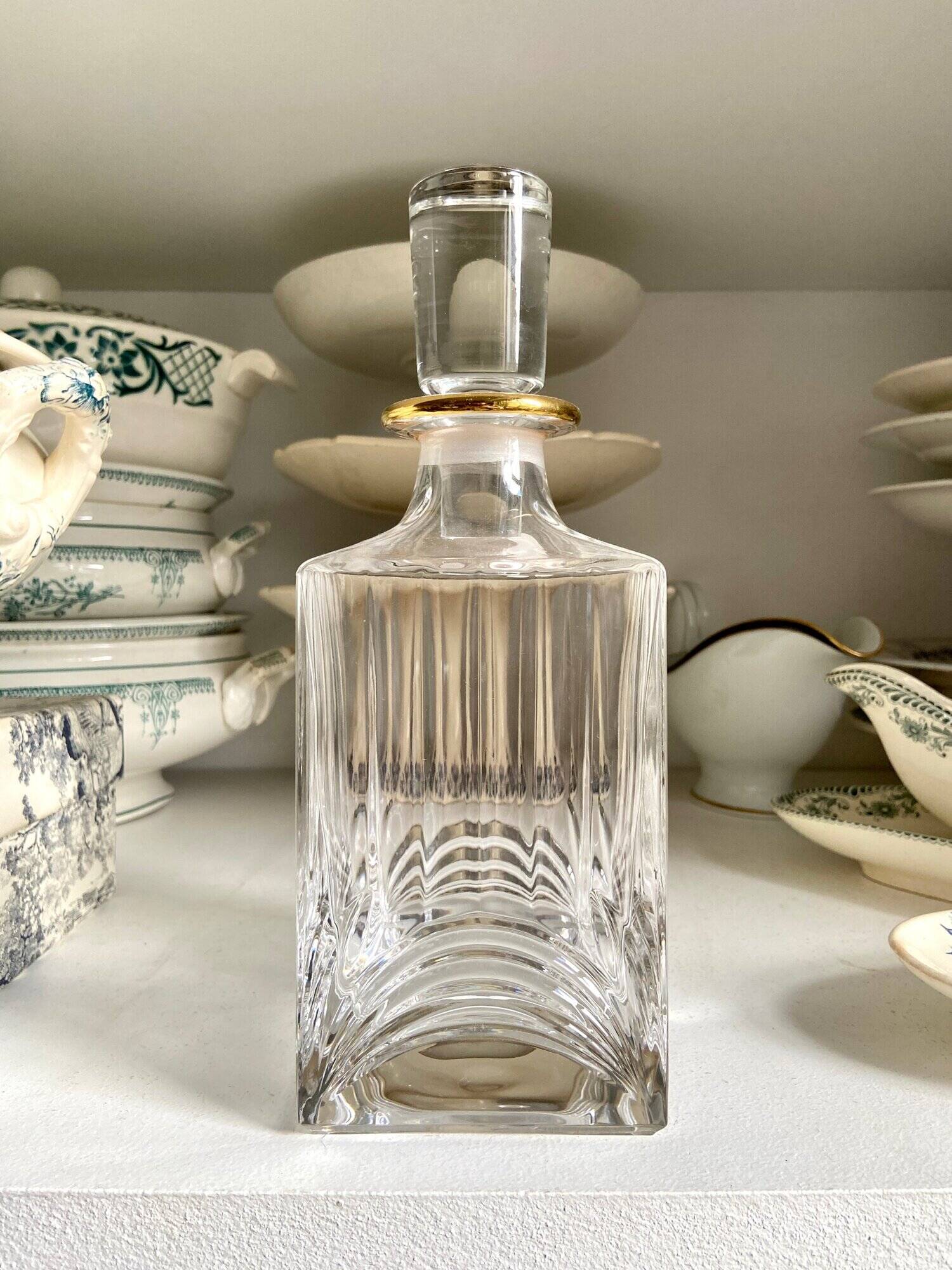 Chiseled crystal whiskey decanter