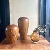 Paire de vases en bois