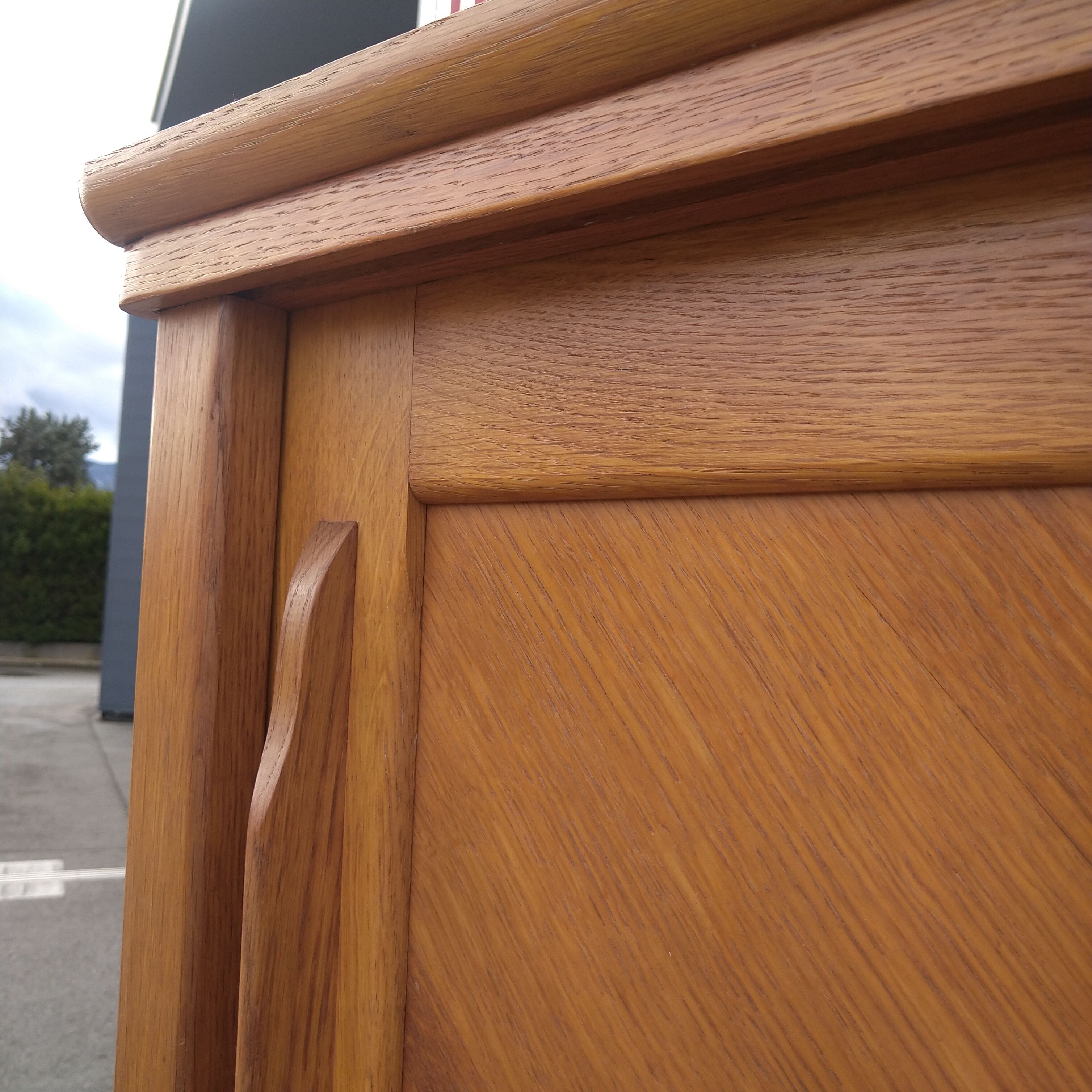 Armoire vintage