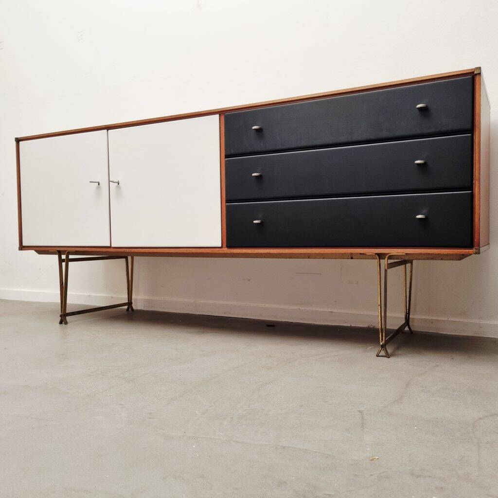 William Watting sideboard Fristho Franeker 1954