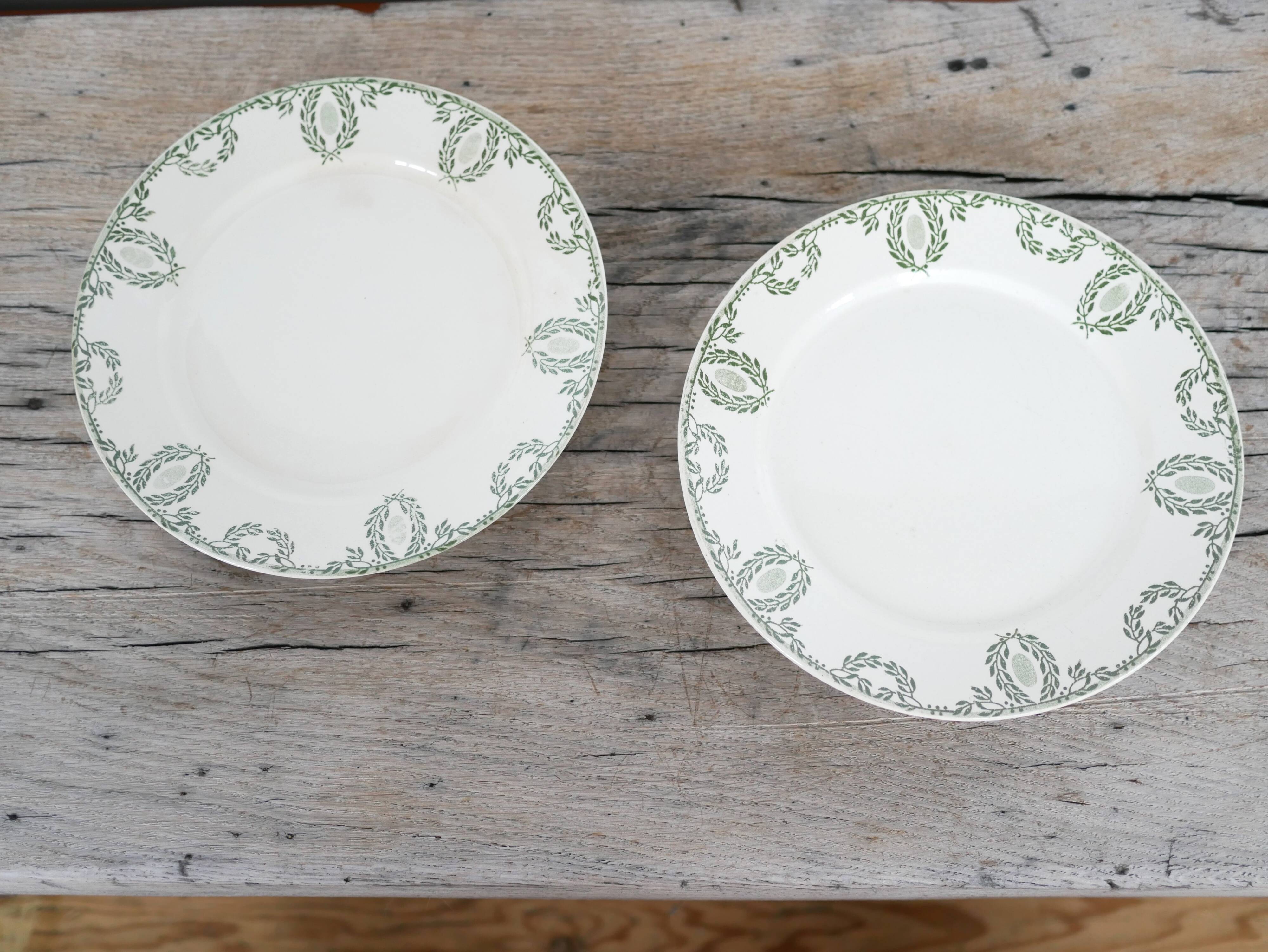 Cake dish on foot, old compotier by the Sarreguemines factory, France