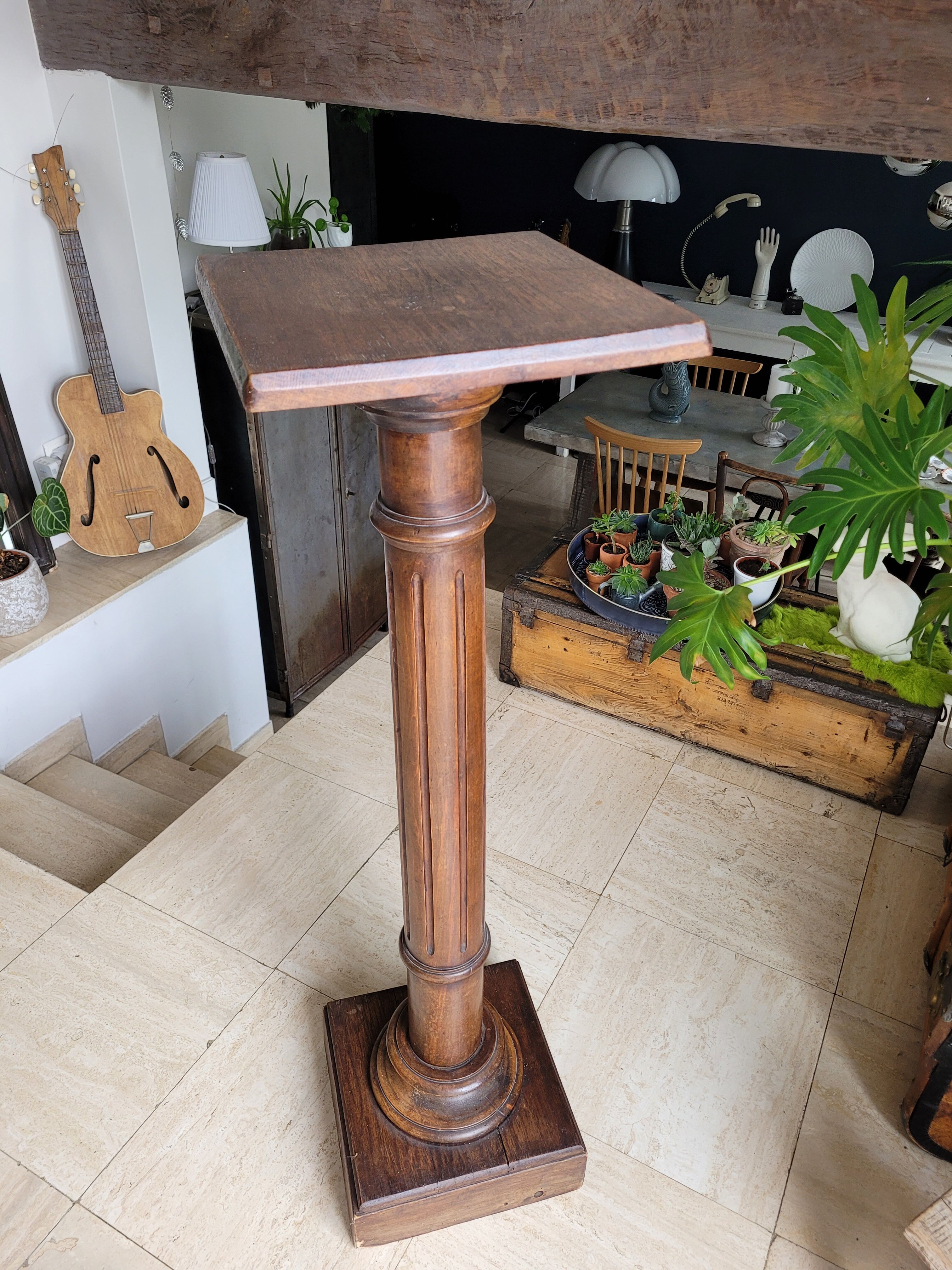 Wooden column