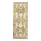 Tapis coureur en laine et coton blanc noué à la main turc des années 1970 120X314