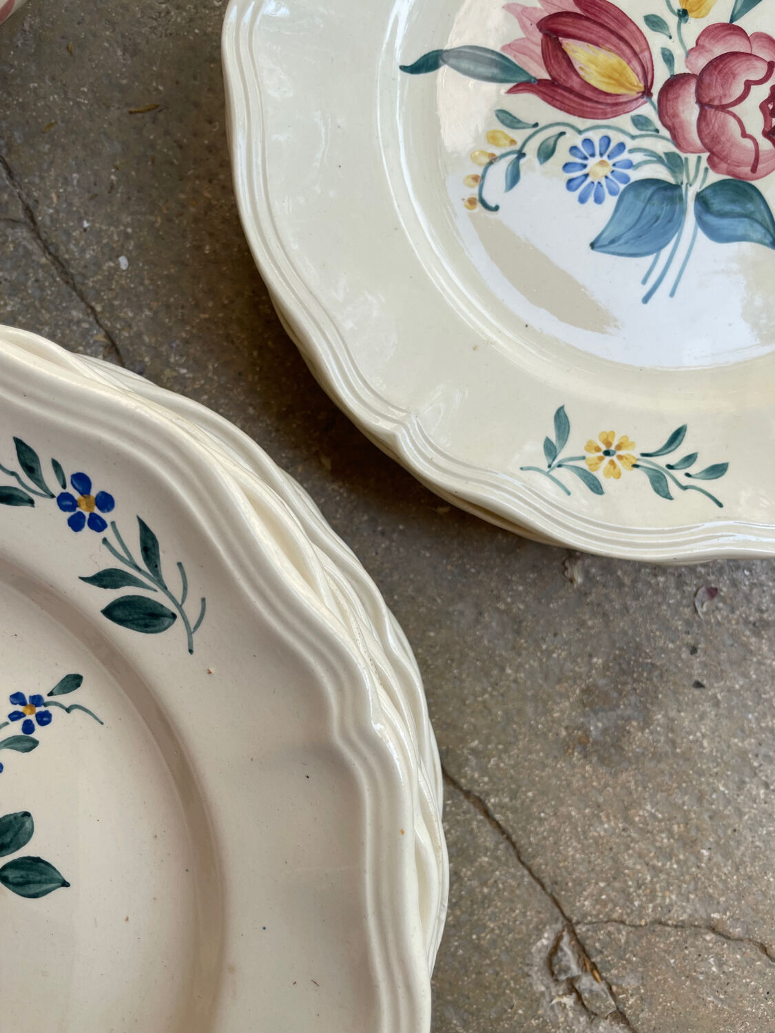 9 plates Sarreguemines