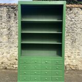 Ancien meuble d'atelier